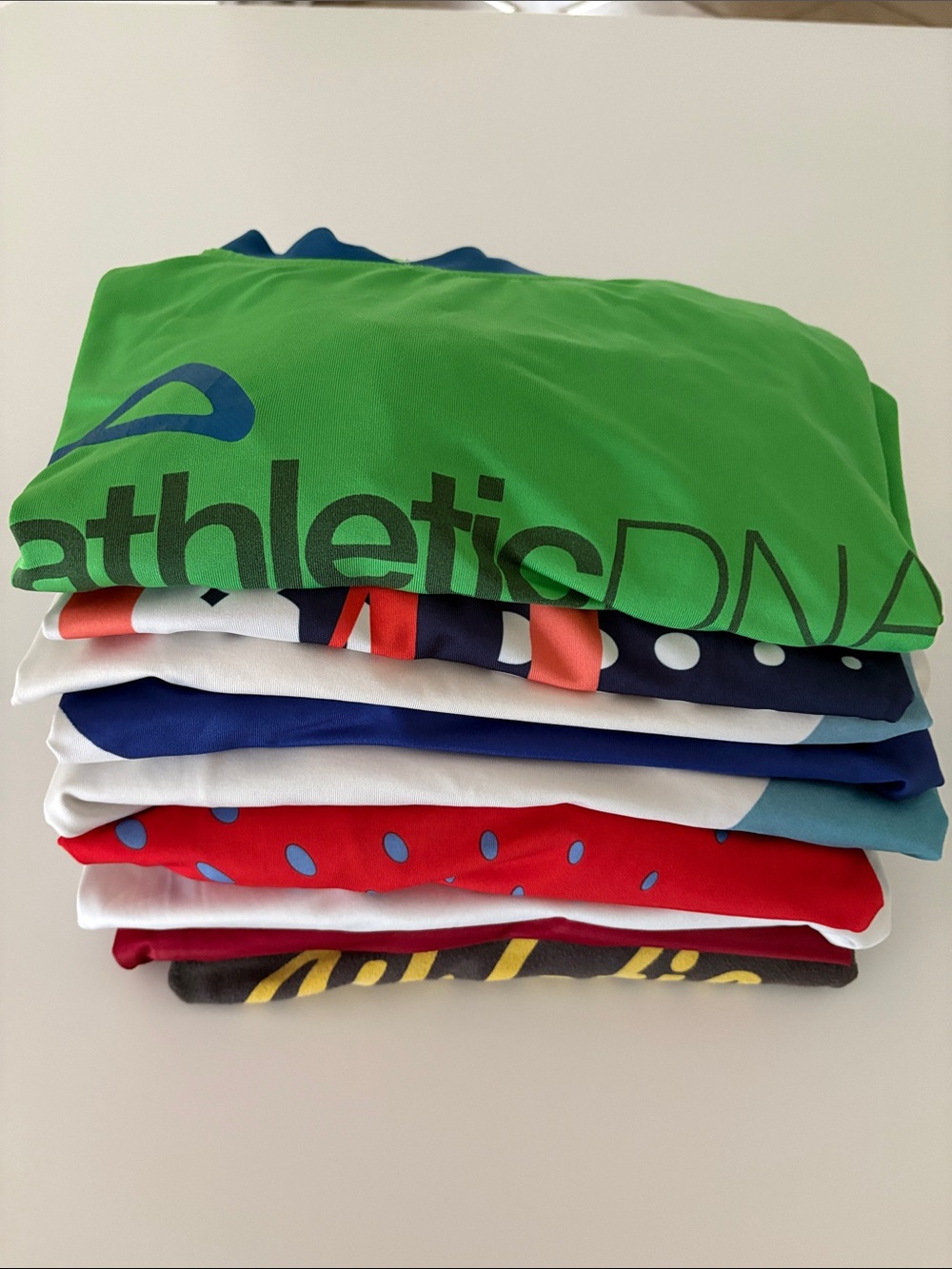 Athletic DNA XL: 9 like new short sleeve shirts